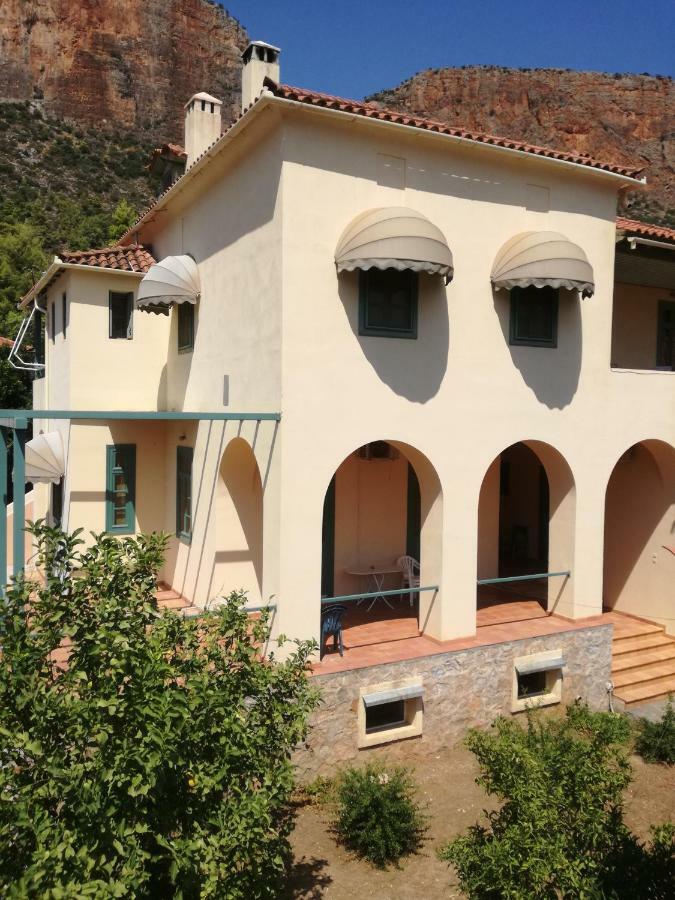 The Valkyries 3 Apartment Leonídion Екстериор снимка