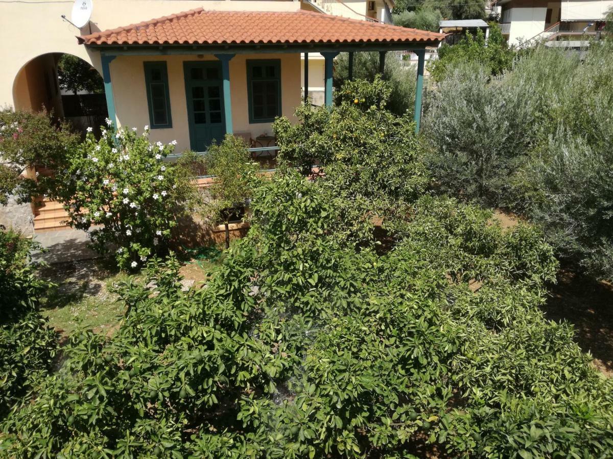 The Valkyries 3 Apartment Leonídion Екстериор снимка